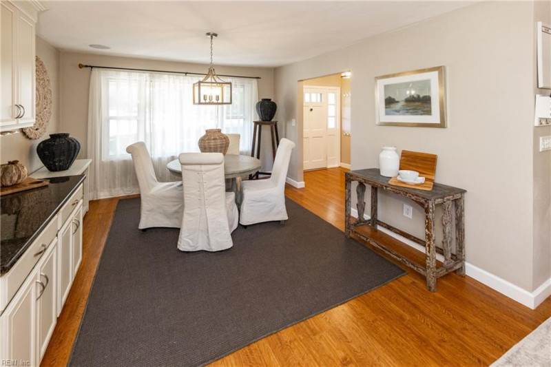 Photo 20 of 43 residential for sale in Virginia Beach virginia