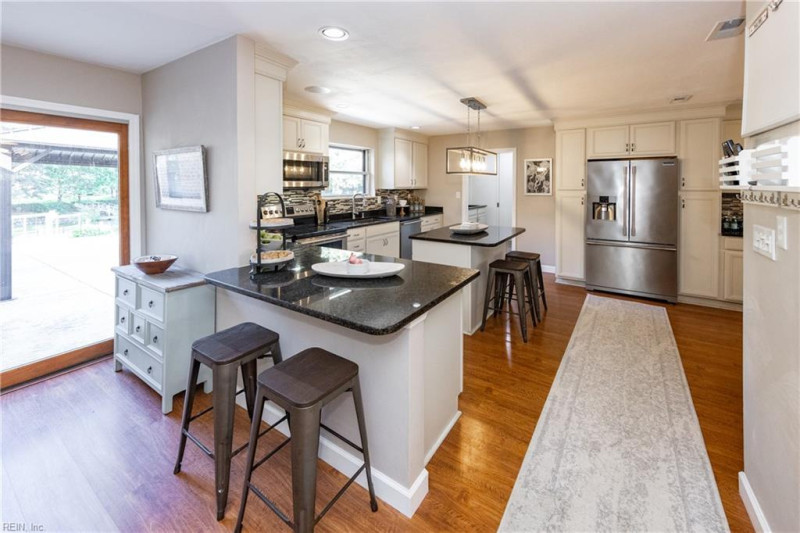 Photo 21 of 43 residential for sale in Virginia Beach virginia
