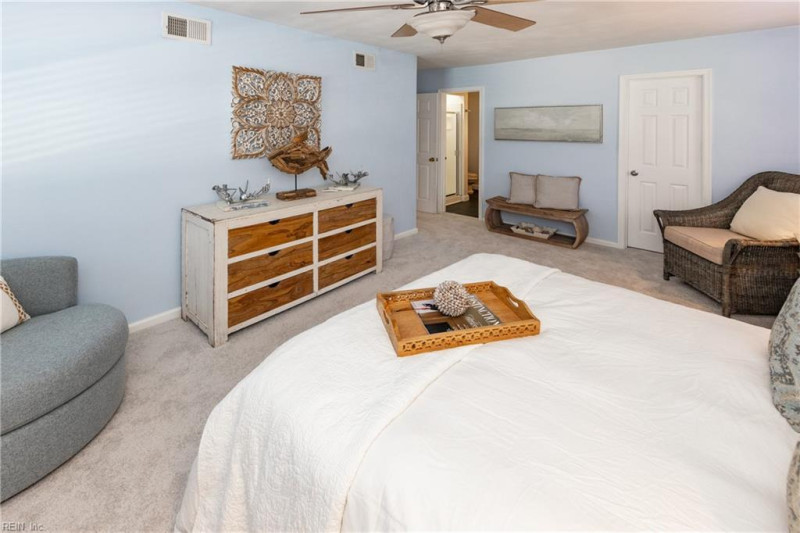 Photo 24 of 43 residential for sale in Virginia Beach virginia