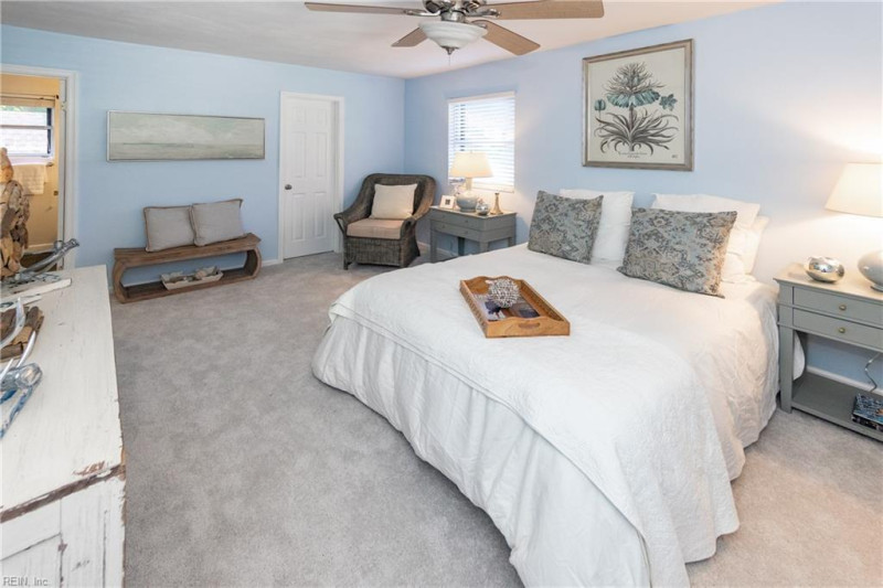 Photo 25 of 43 residential for sale in Virginia Beach virginia