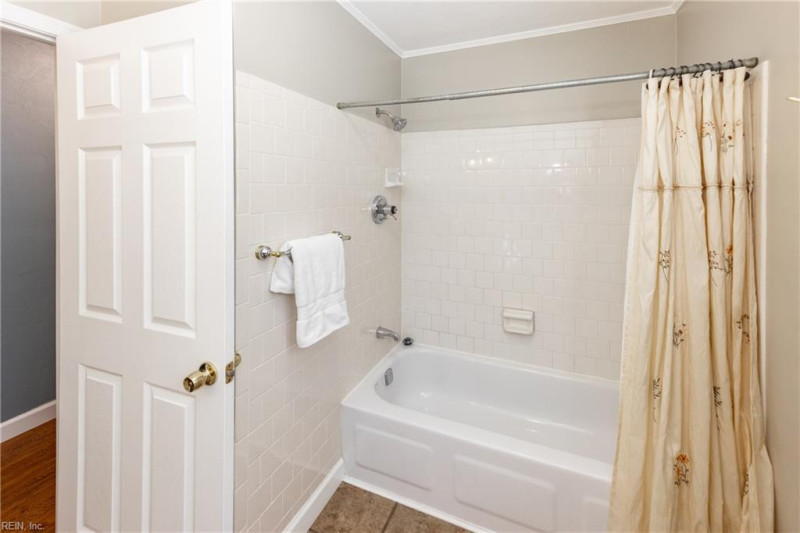 Photo 30 of 43 residential for sale in Virginia Beach virginia