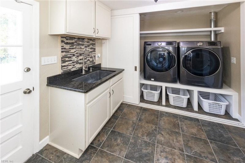 Photo 33 of 43 residential for sale in Virginia Beach virginia