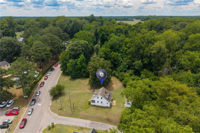Photo 16 of 39 residential for sale in Surry County virginia