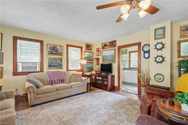Photo 26 of 39 residential for sale in Surry County virginia