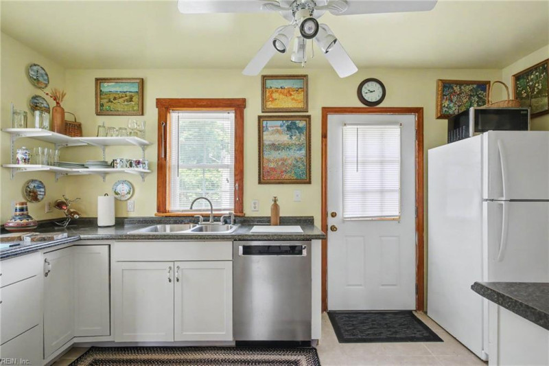 Photo 29 of 39 residential for sale in Surry County virginia
