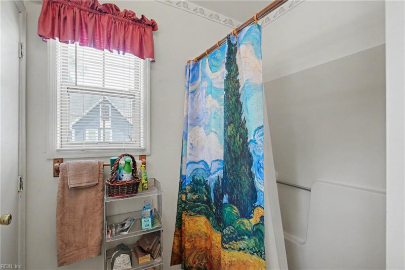 Photo 33 of 39 residential for sale in Surry County virginia