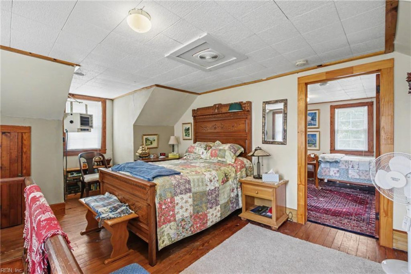 Photo 34 of 39 residential for sale in Surry County virginia