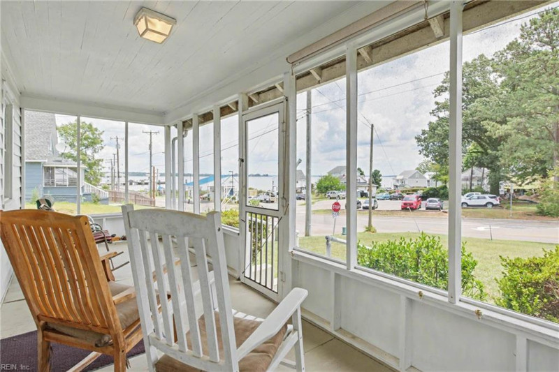 Photo 4 of 39 residential for sale in Surry County virginia