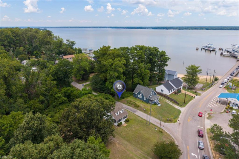 Photo 7 of 39 residential for sale in Surry County virginia
