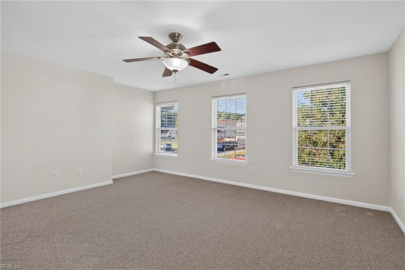 Photo 26 of 35 residential for sale in Suffolk virginia