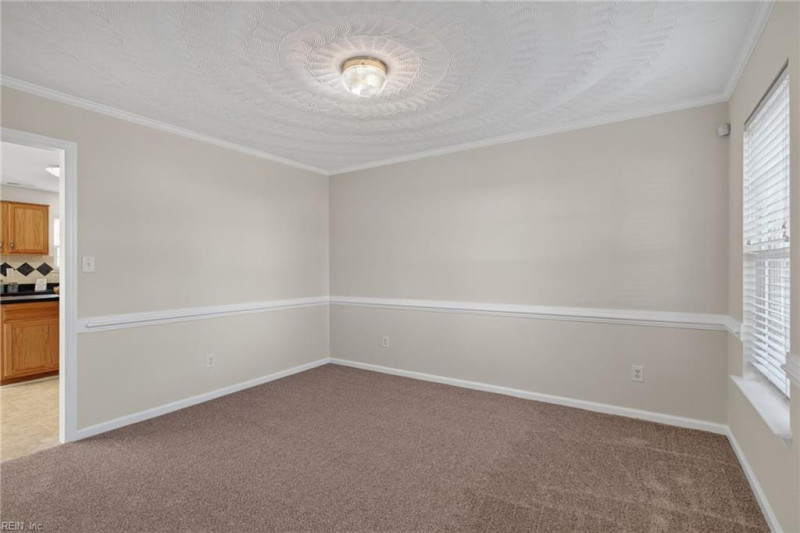 Photo 6 of 35 residential for sale in Suffolk virginia