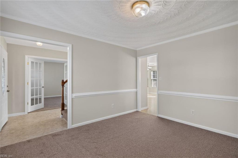 Photo 7 of 35 residential for sale in Suffolk virginia