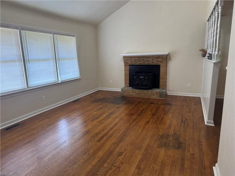 Photo 7 of 15 rental for rent in Hampton virginia Photo 7 of 15 rental for rent in Hampton virginia