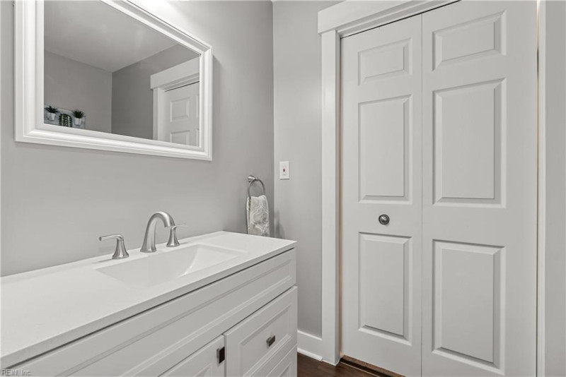 Photo 16 of 50 residential for sale in Chesapeake virginia Photo 16 of 50 residential for sale in Chesapeake virginia