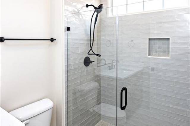 Similar Photo - Full Bath