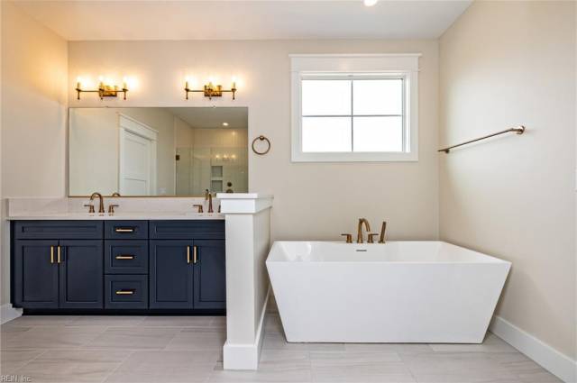 Similar Photo - Primary Bath