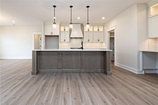 Similar Photo - Kitchen