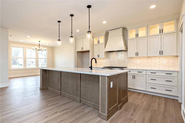 Similar Photo - Kitchen