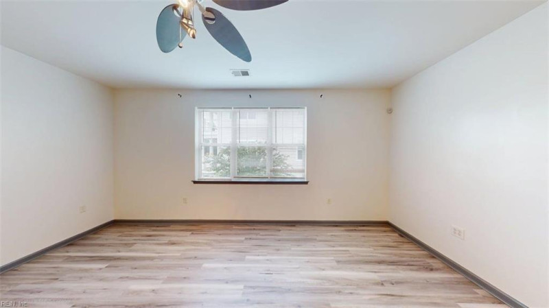 Photo 15 of 50 residential for sale in Chesapeake virginia Photo 15 of 50 residential for sale in Chesapeake virginia