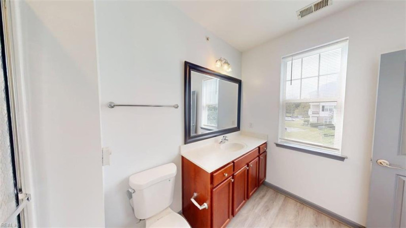 Photo 35 of 50 residential for sale in Chesapeake virginia Photo 35 of 50 residential for sale in Chesapeake virginia