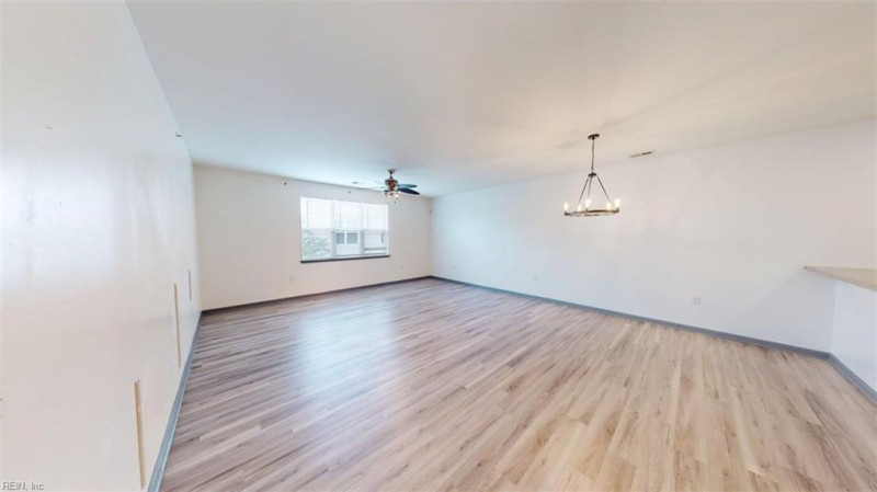 Photo 6 of 50 residential for sale in Chesapeake virginia Photo 6 of 50 residential for sale in Chesapeake virginia
