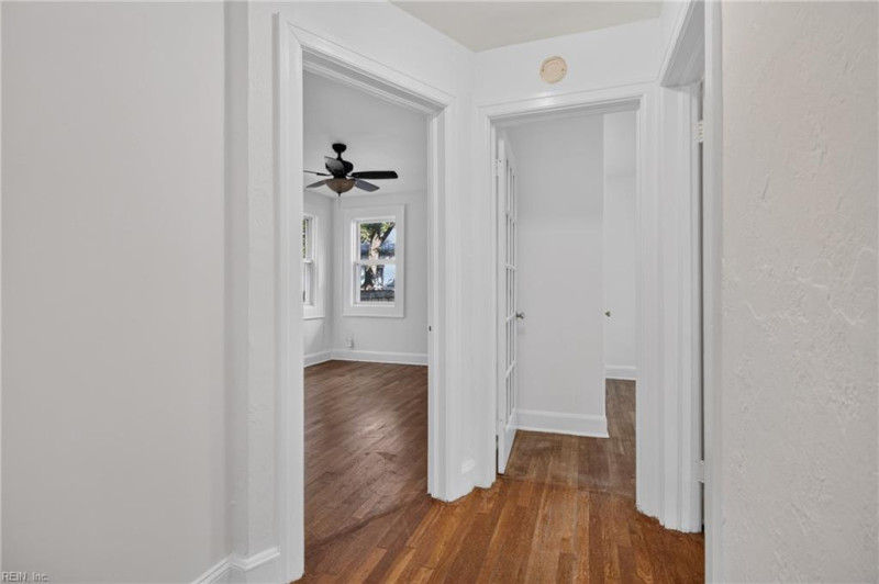 Photo 17 of 48 residential for sale in Norfolk virginia