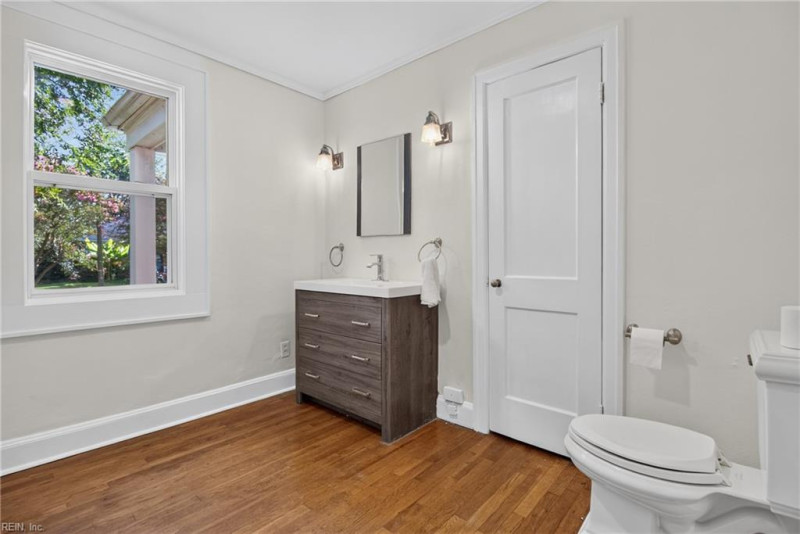 Photo 23 of 48 residential for sale in Norfolk virginia