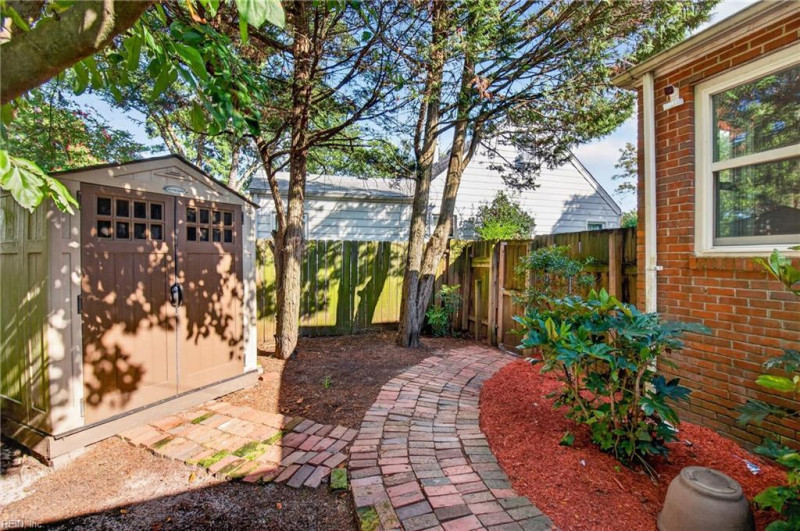 Photo 37 of 48 residential for sale in Norfolk virginia