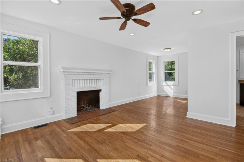 Photo 5 of 48 residential for sale in Norfolk virginia