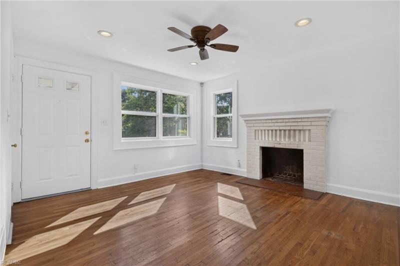 Photo 6 of 48 residential for sale in Norfolk virginia