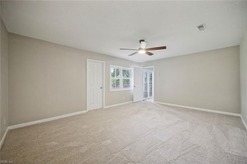 Photo 23 of 39 residential for sale in Virginia Beach virginia