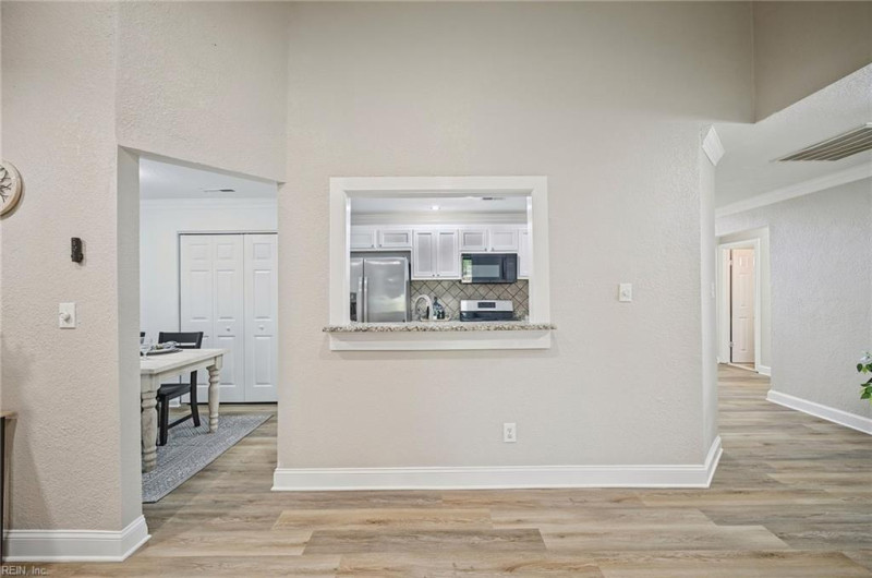 Photo 6 of 39 residential for sale in Virginia Beach virginia