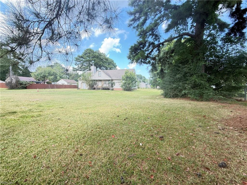 Photo 5 of 26 residential for sale in Suffolk virginia Photo 5 of 26 residential for sale in Suffolk virginia