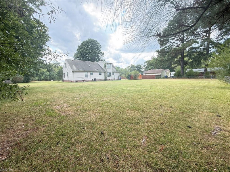 Photo 7 of 26 residential for sale in Suffolk virginia Photo 7 of 26 residential for sale in Suffolk virginia