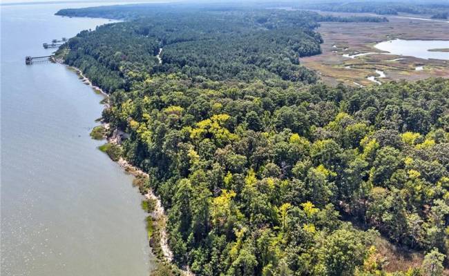 270 Lawnes Neck Drive, Isle of Wight County, VA 23430