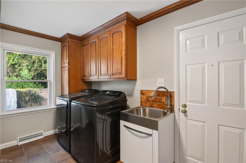 Photo 13 of 35 residential for sale in Chesapeake virginia Photo 13 of 35 residential for sale in Chesapeake virginia
