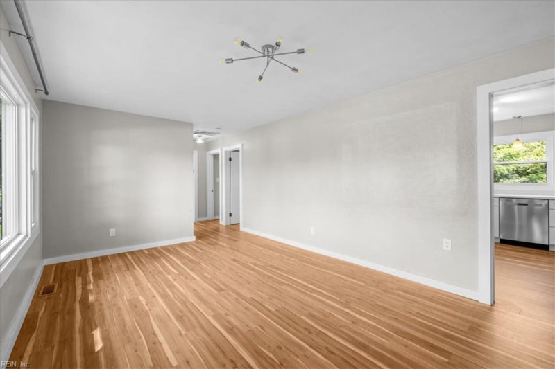 Photo 7 of 33 residential for sale in Hampton virginia Photo 7 of 33 residential for sale in Hampton virginia