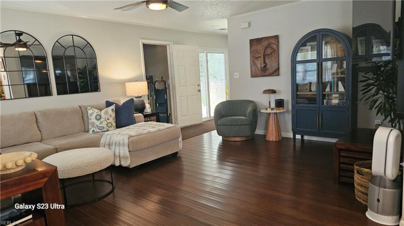 Photo 5 of 31 residential for sale in Norfolk virginia
