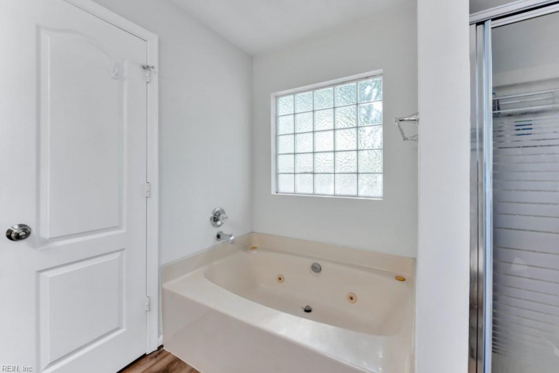 Photo 19 of 36 residential for sale in Portsmouth virginia Photo 19 of 36 residential for sale in Portsmouth virginia