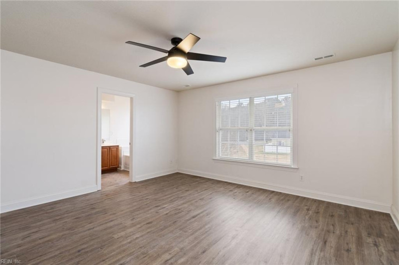 Photo 12 of 25 rental for rent in Isle of Wight County virginia