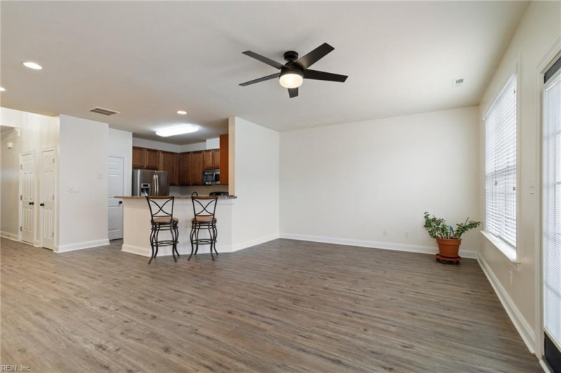 Photo 3 of 25 rental for rent in Isle of Wight County virginia