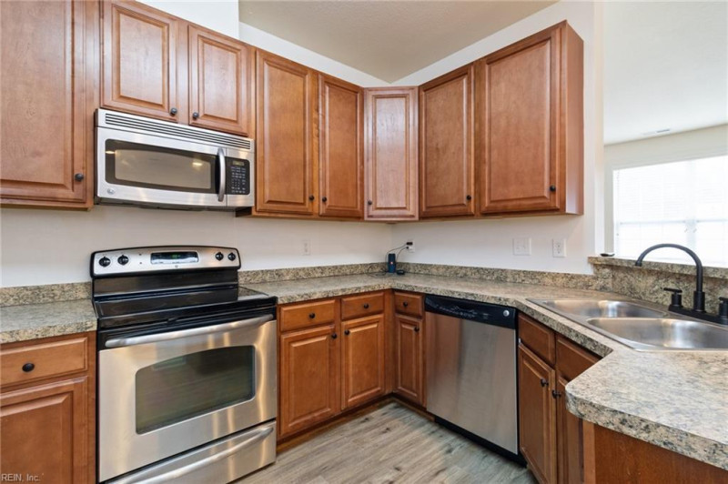 Photo 8 of 25 rental for rent in Isle of Wight County virginia