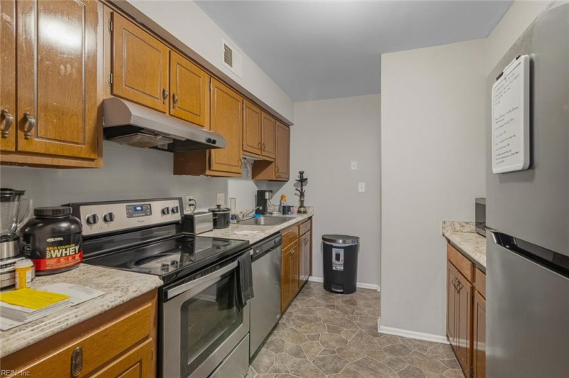 Photo 3 of 15 residential for sale in Newport News virginia