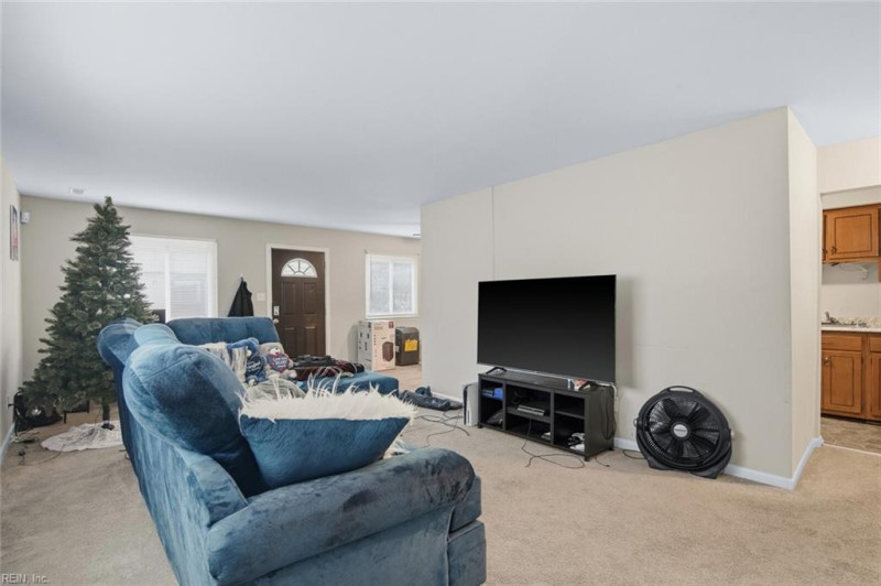 Photo 7 of 15 residential for sale in Newport News virginia