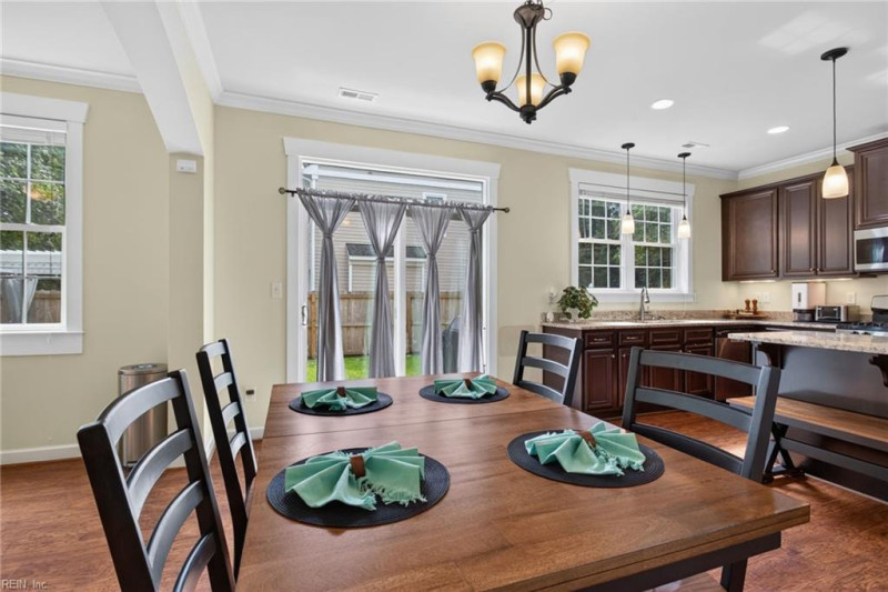 Photo 12 of 37 residential for sale in Chesapeake virginia