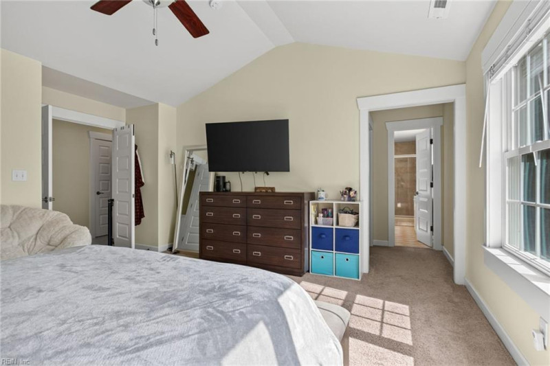 Photo 24 of 37 residential for sale in Chesapeake virginia