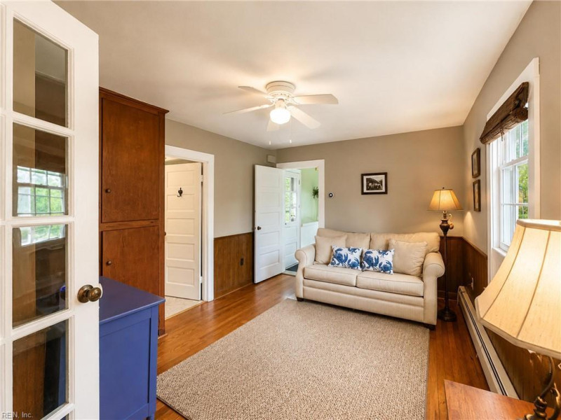 Photo 11 of 44 residential for sale in Middlesex County virginia