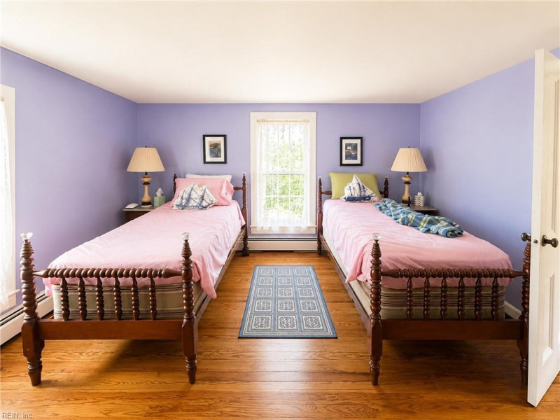 Photo 24 of 44 residential for sale in Middlesex County virginia