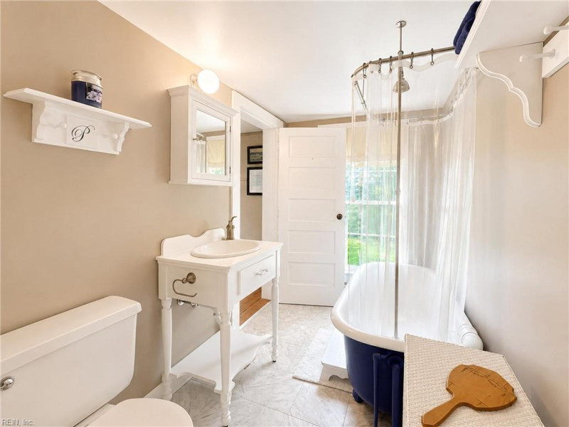Photo 28 of 44 residential for sale in Middlesex County virginia