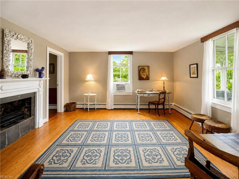 Photo 8 of 44 residential for sale in Middlesex County virginia